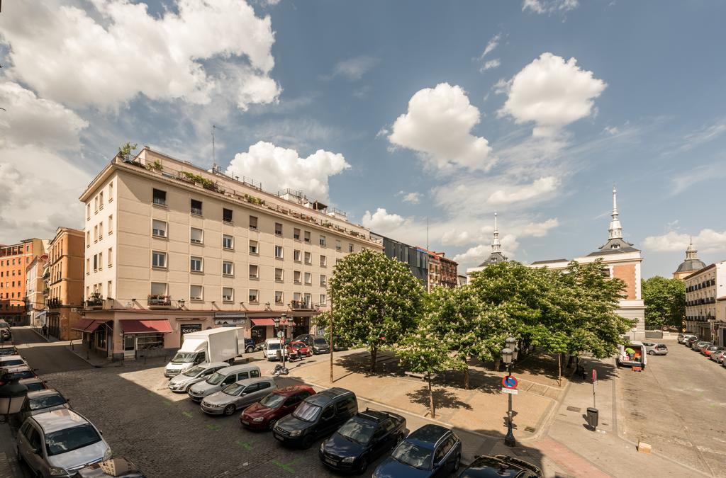 Apartamentos Madrid Xxxiii - Alojamiento De Temporada מראה חיצוני תמונה