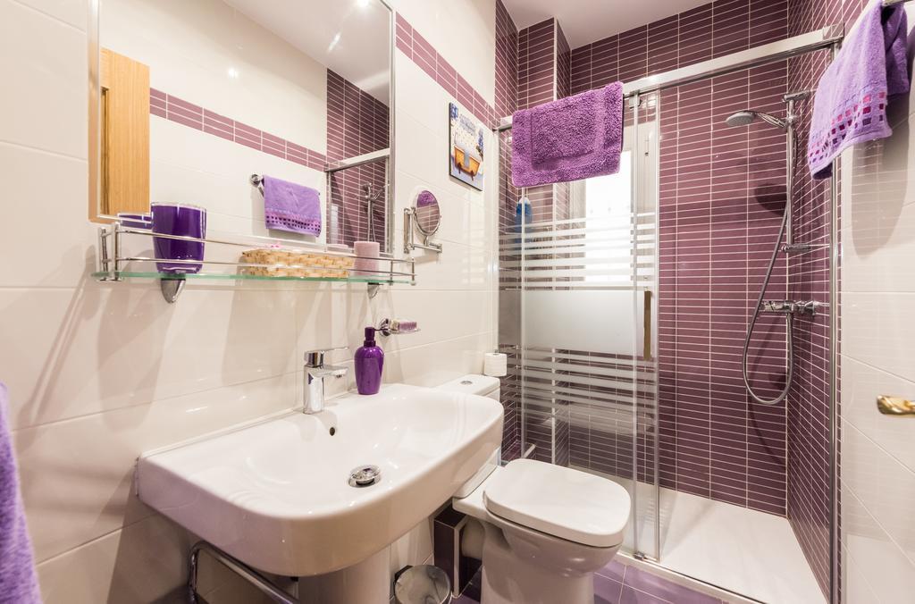 Apartamentos Madrid Xxxiii - Alojamiento De Temporada מראה חיצוני תמונה